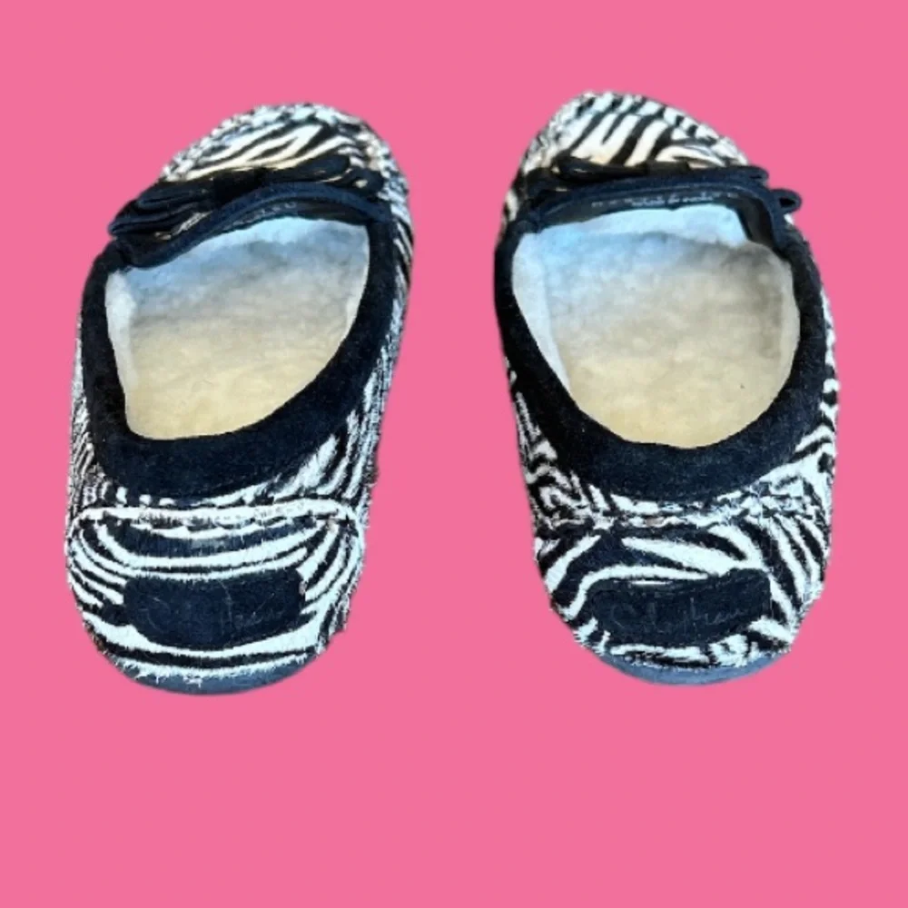 Cole Haan Girls NWOT Zebra Calf Hair Moccasins / Loafers size 12
